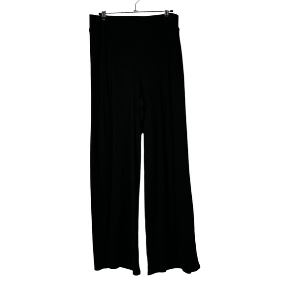 Forever 21 + Black Ribbed High Rise Flare Leg Sweatpants 1X - Picture 2 of 4
